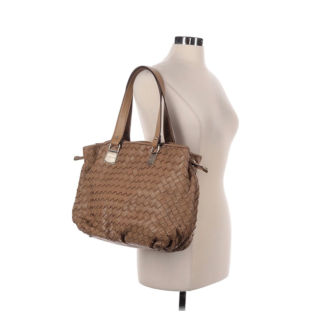 Michael Kors Vtg Woven Leather Tote Bag Taupe Brown Silver Hardware Shoulder Bag - Picture 2 of 3